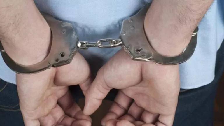 Caz cutremurător în Mehedinți: un profesor și un paznic al DGASPC, reținuți după ce ar fi abuzat mai mulți copii