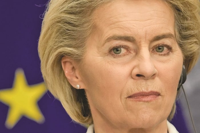 Europa fierbe. Agricultorii nu dau doi bani pe ce zice Ursula