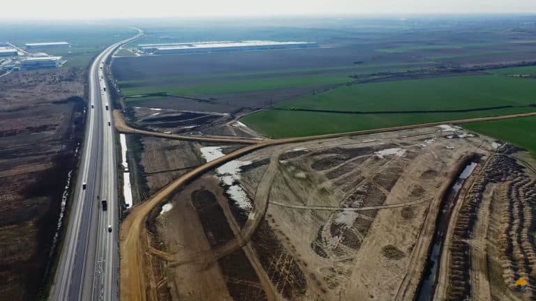 Cel mai așteptat drum expres din țară, lăsat de izbeliște! Firma constructoare și-a luat muncitorii și a lăsat baltă lucrarea – FOTO/VIDEO