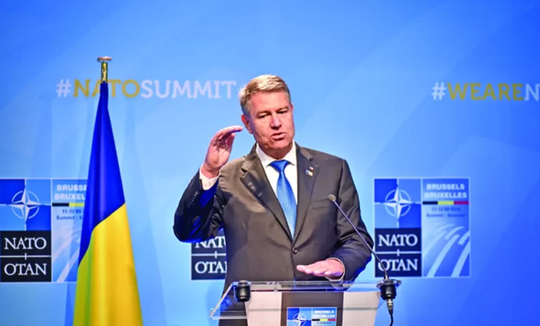 Iohannis, trompeta BRICS în războiul Rusia&China vs. Occident