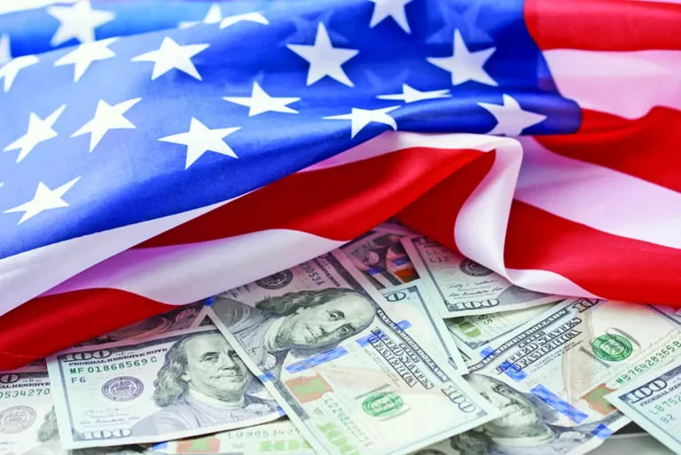 Declinul rolului global al dolarului – alarmă falsă