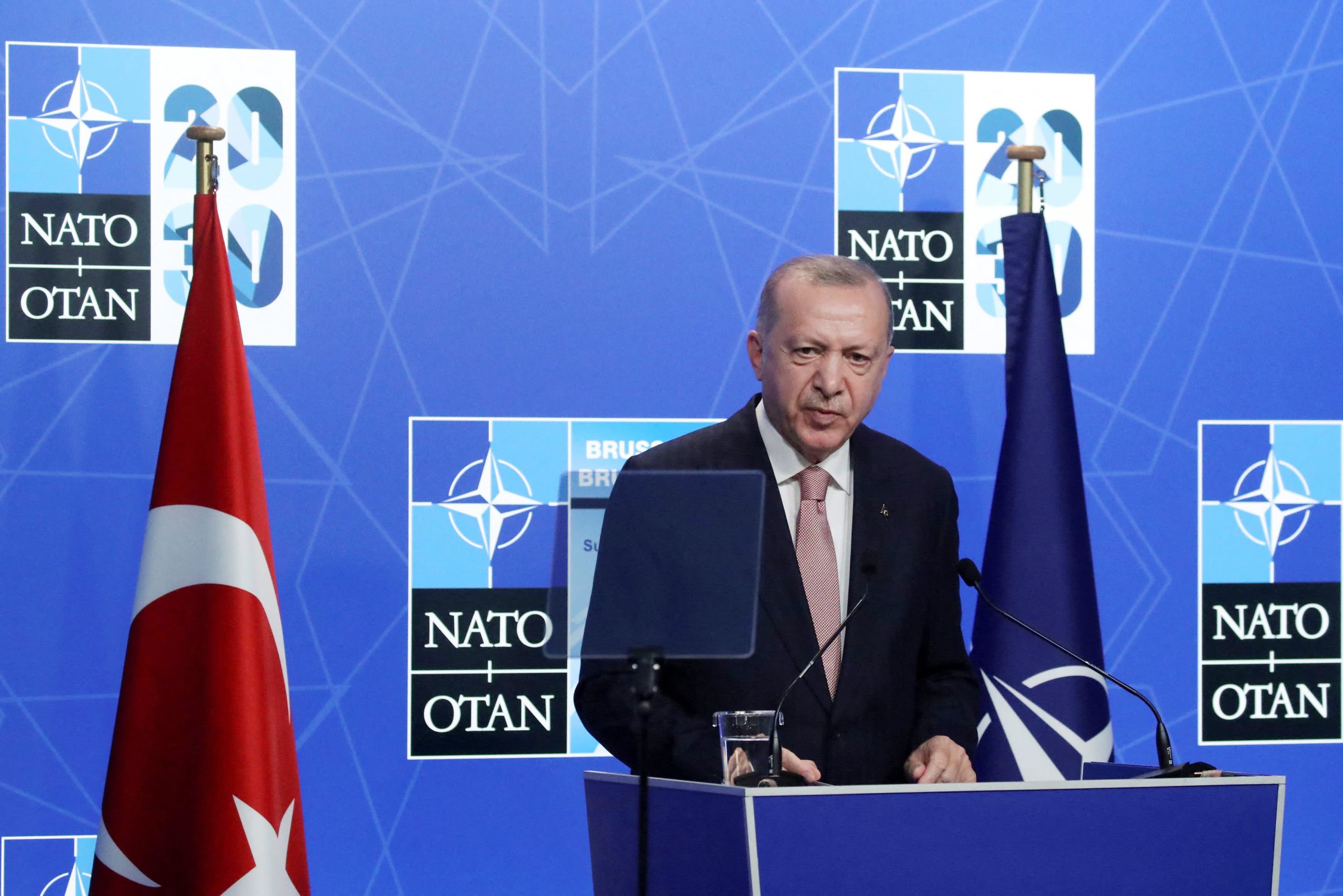 Erdogan transmite că Turcia va susține un nou șef NATO în propriile nevoi