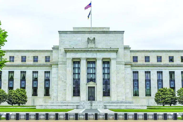 „Gardienii euro”, la remorca bancherilor americani?