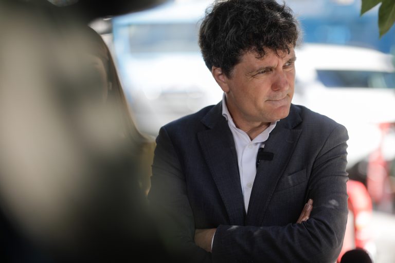 Eșec de proporții: consolidarea clădirilor, pusă pe pauză de Nicușor Dan