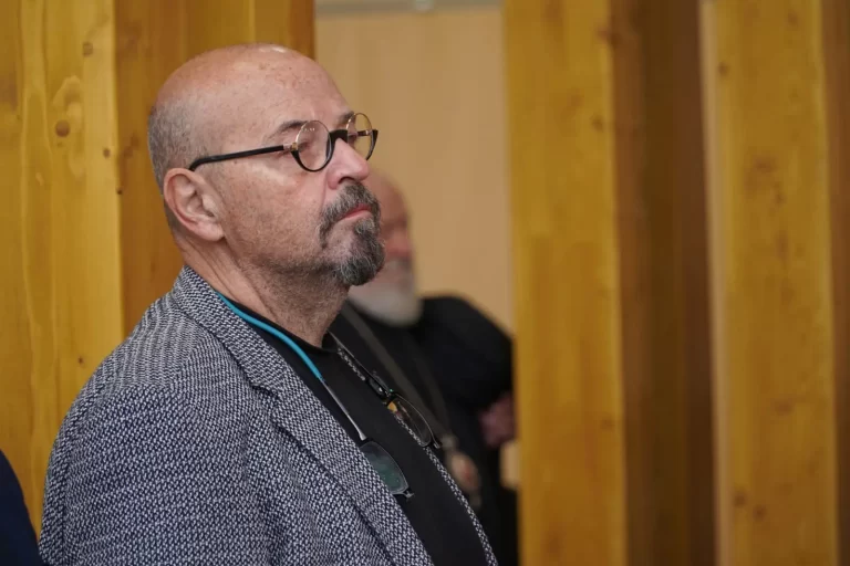 Familia Popescu Piedone, de la extaz la agonie. Fiul – primar la Sectorul 5, tatăl – „bătut” grav de Nicuşor Dan! Reacţia juniorului