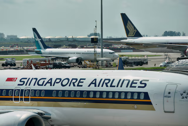 Momente de groază în avion. Un mort și mai mulți răniti, în urma unor turbulente puternice care au afectat un zbor Londra-Singapore