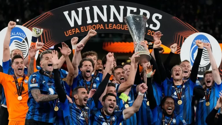 Italia poate trimite 6 echipe în Champions League