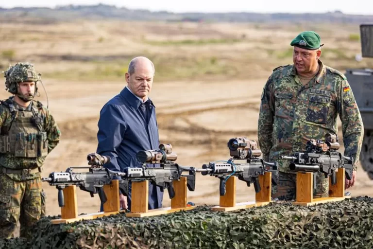 Europa nu se poate apăra fără americani. Nici cu Germania