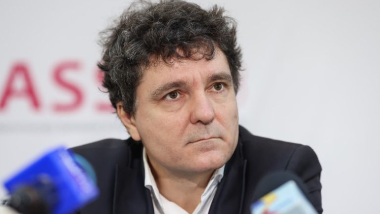 De la olimpic la matematică la repetent în administrație publică: materiile la care Nicușor Dan nu a luat examenul