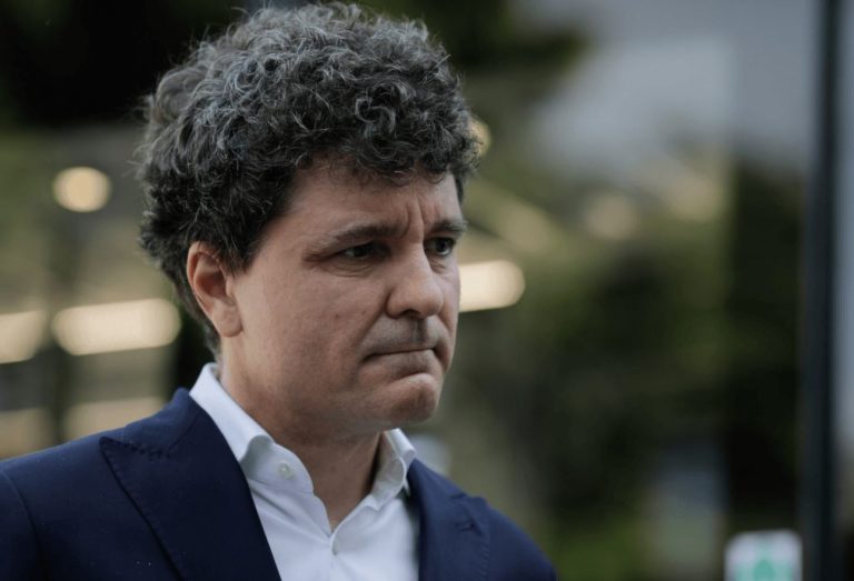 Nicușor Dan a pus Bucureștiul pe locul 1 în topul orașelor cu cele mai scumpe costuri privind poluarea – 3.000 de euro pe cap de locuitor