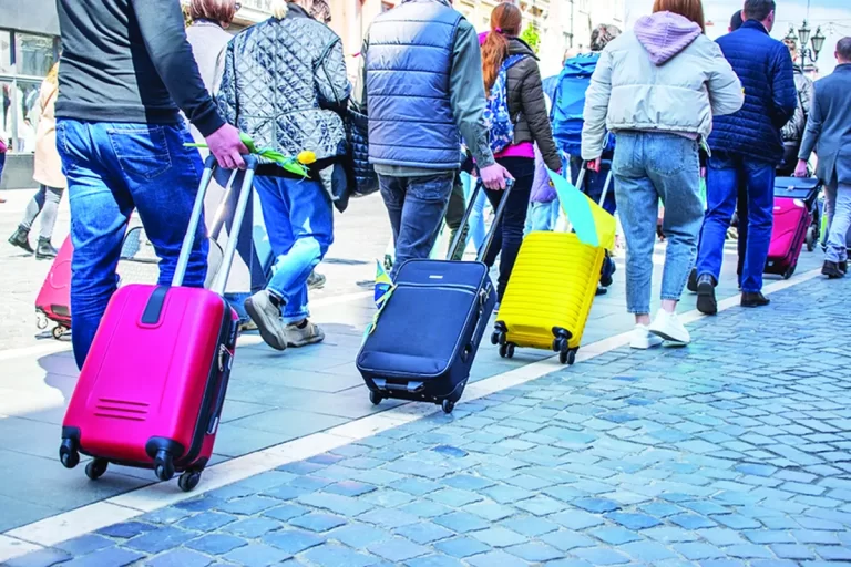 Ucrainenii sunt mai bine tratați decât alte persoane strămutate de război