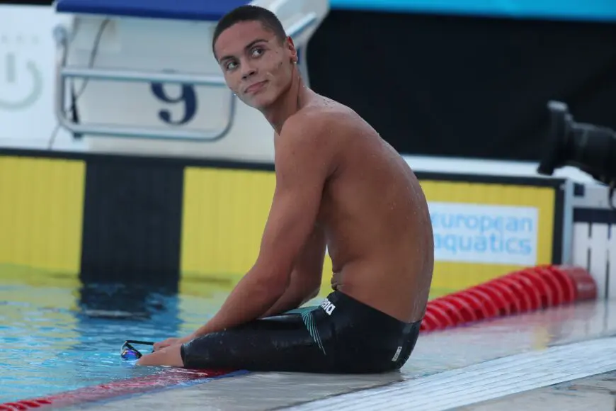 Cu cine se luptă David Popovici în finală la 100 de metri. Ei sunt cei 7 giganți
