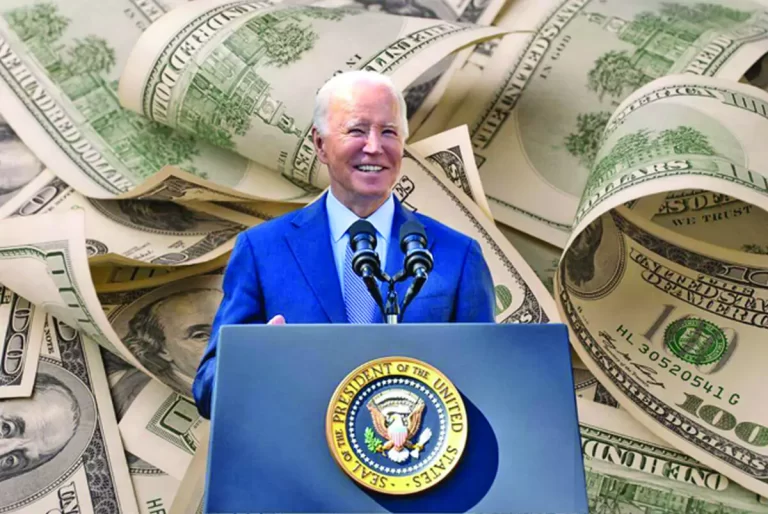 Soarta dolarului, la cheremul lui Biden și Trump
