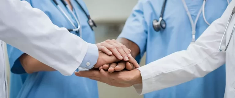 Creșterea veniturilor românilor, prin politicile PSD, face din România un magnet pentru medicii străini: analiza The Economist care spune adevărul