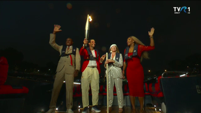 Nadia Comăneci, în centrul atenției la festivitatea de deschidere a Jocurilor Olimpice de la Paris 2024. I-a eclipsat pe Serena Williams și Rafael Nadal (FOTO)