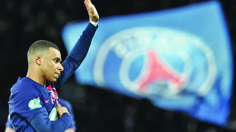 Mbappe, trei salarii restante de la PSG