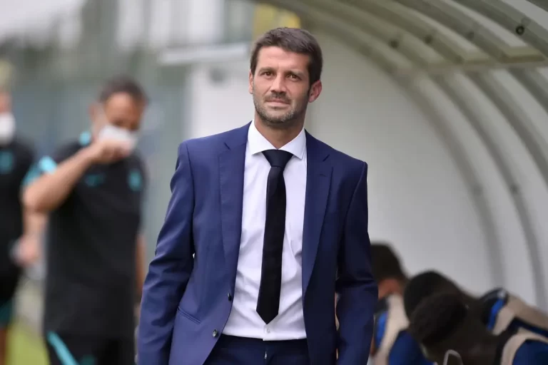 Revoluție la Rapid: Șucu îl vrea pe Chivu!