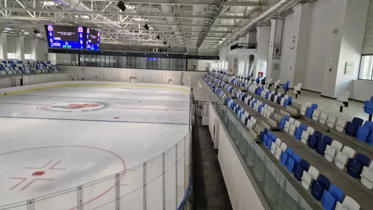 Se fac ultimele pregătiri la Berceni Arena, noul patinoar din București