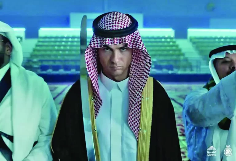 Ronaldo, plecare la arabi, la cererea soției?!