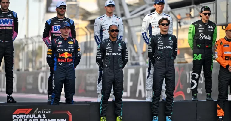 Țineți-vă bine! Atât câștigă cei mai titrați piloți din F1
