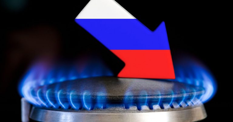 Între sancțiuni și Arctic GNL 2: Rusia se luptă să găsească cumpărători de gaz lichefiat