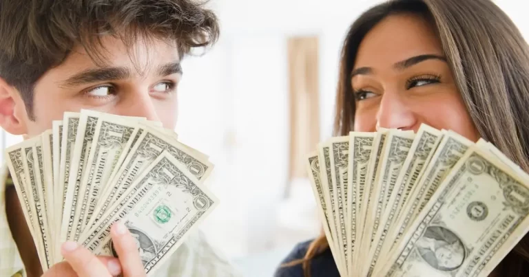 Iluzia doom spending. Generația Z și Milenialii își risipesc banii