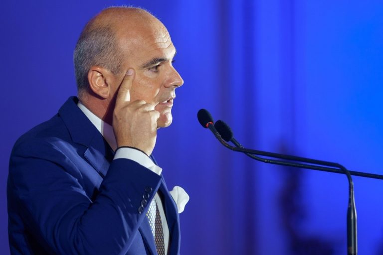 Rareș Bogdan: Numai poporul este îndreptățit să judece dacă o persoană poate deveni sau nu președinte