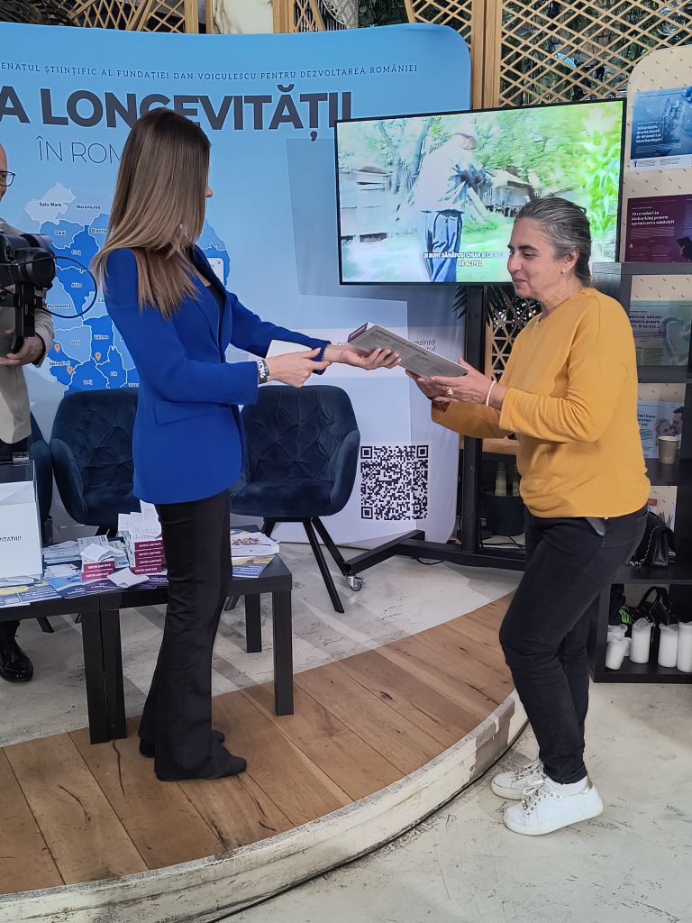 Senatul Științific al Fundației Dan Voiculescu, partener al Longevity Expo Forum Fest, a premiat câștigătorii Tombolei Longevității