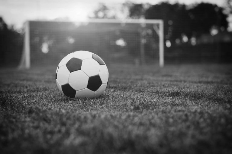 Doliu în fotbal! A murit un fost jucător de la Rapid. Avea doar 34 de ani