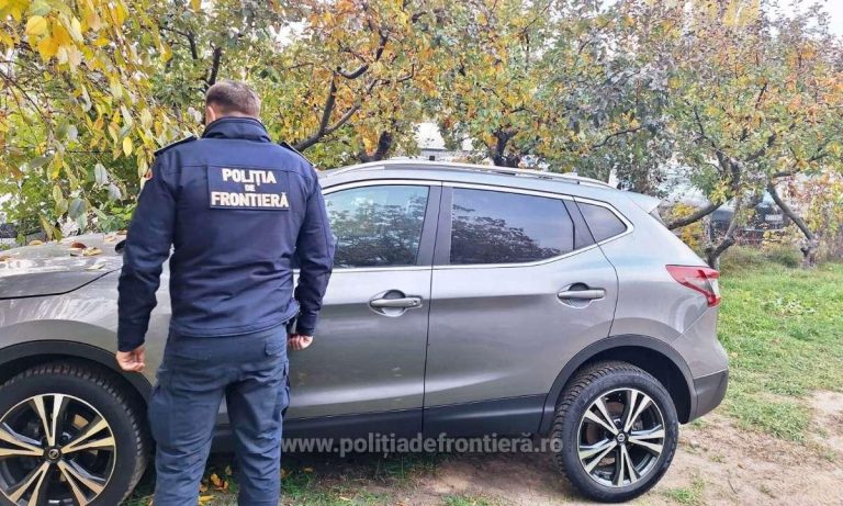 A spus că a cumpărat o mașină cu aproape 15.000 de euro, dintr-un parc auto. A avut, însă, o „surpriză” după ce a fost oprit de poliţiştii din Iași