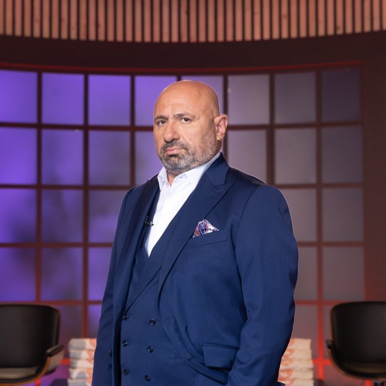 VIDEO. Cătălin Scărlătescu, noi declarații despre plecarea de la Antenă: „De-acolo s-a plecat/Cum să vii să-mi ceri mie 6 milioane de euro?”