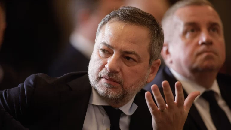 Dan Motreanu, reacție tăioasă la adresa premierului Marcel Ciolacu:  „Ce are de ascuns?”