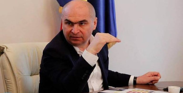 Bolojan, despre relația cu PSD: Sună prost să stai în şedinţă la Palatul Victoria, să te înţelegi de dimineaţă şi după-amiază să te înjuri vârtos în campania electorală