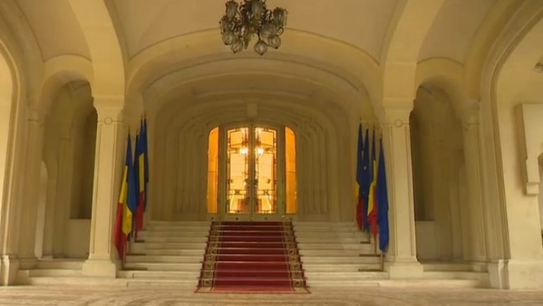 Ovidiu Bufnilă, Președintele României, a pus ochii pe tine
