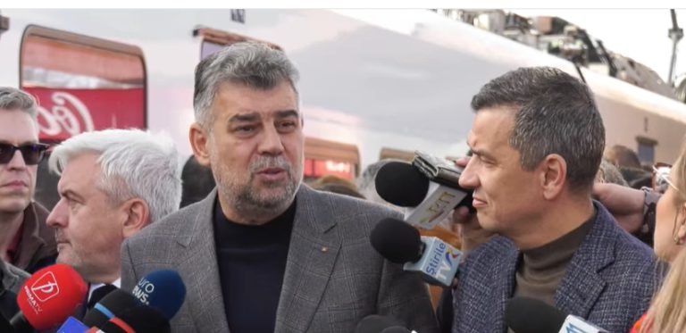 Ciolacu și Grindeanu au mers cu un tren ultramodern de la Sinaia la Brașov/„De acum, românii pot circula, exact în aceleași condiții ca în toate țările europene”