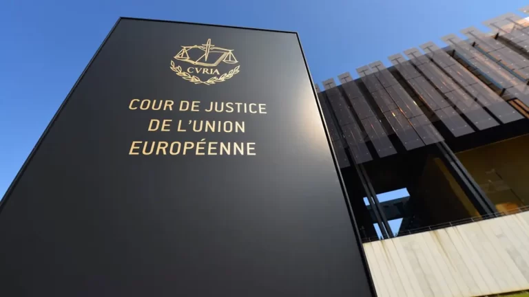 Birocrata UE tratează Marea Britanie ca pe un adversar