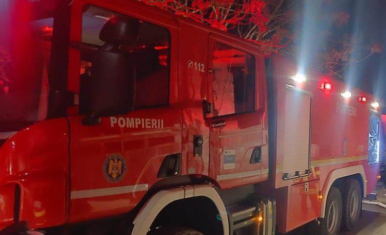 Incendiu într-un club din Sighișoara, în noaptea de Crăciun. Aproximativ 150 de oameni au ieșit urgent din clădire