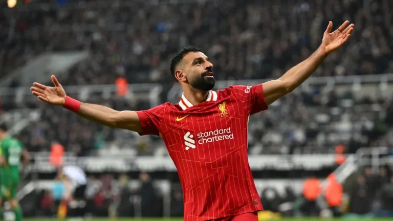 „Faraonul” scrie istorie în Premier League