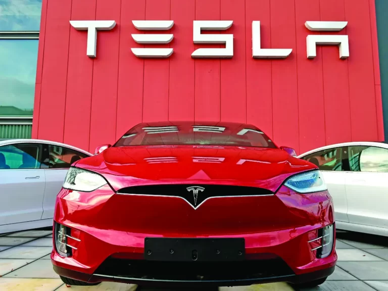 Tesla va câștiga un miliard de euro fără să vândă o singură mașină