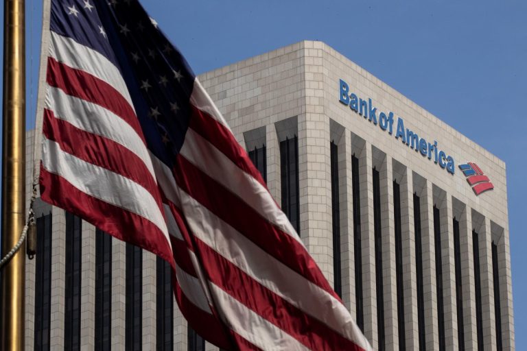 ”Ușa rotativă” a Wall Street amenință suveranitatea UE