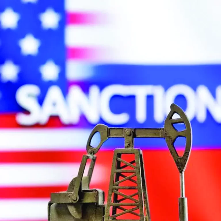 Consecințele sancțiunilor americane împotriva Rusiei: s-a scumpit petrolul