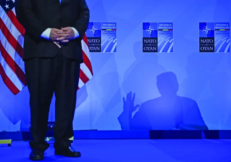 2025 – de la contestarea hegemoniei SUA în Europa la apocalipsa socială și politică din România