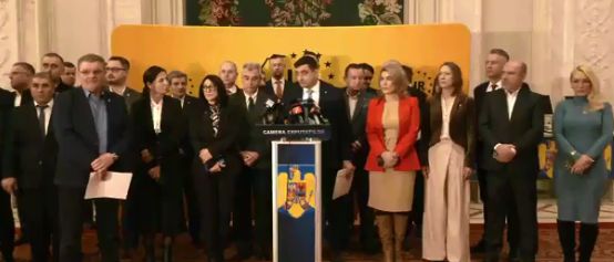 Moțiunea împotriva Guvernului Ciolacu 2, depusă la Parlament. Simion: Să vedem unde este USR-ul, în buzunarul lui Ciolacu sau partid de opoziție – VIDEO