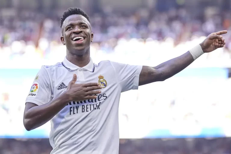 Vinicius, negocieri cu PSG!