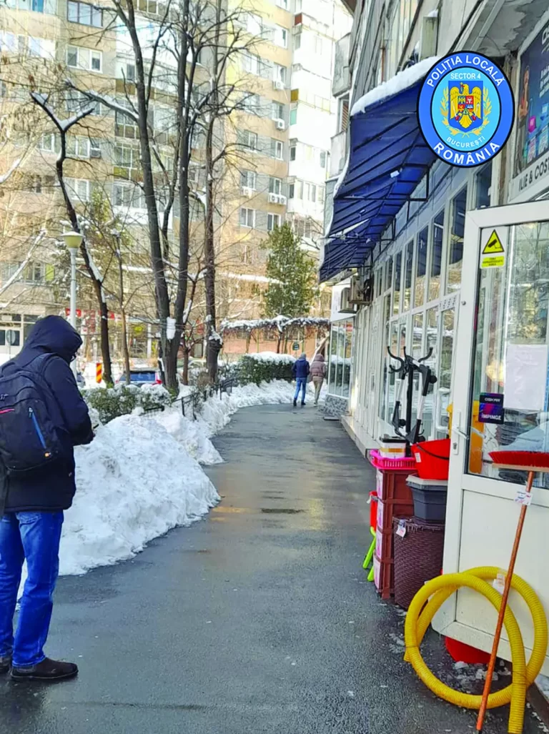 Amenzi aplicate agenților economici care nu curăță gheața de pe totuarele din fața imobilelor pe care le dețin