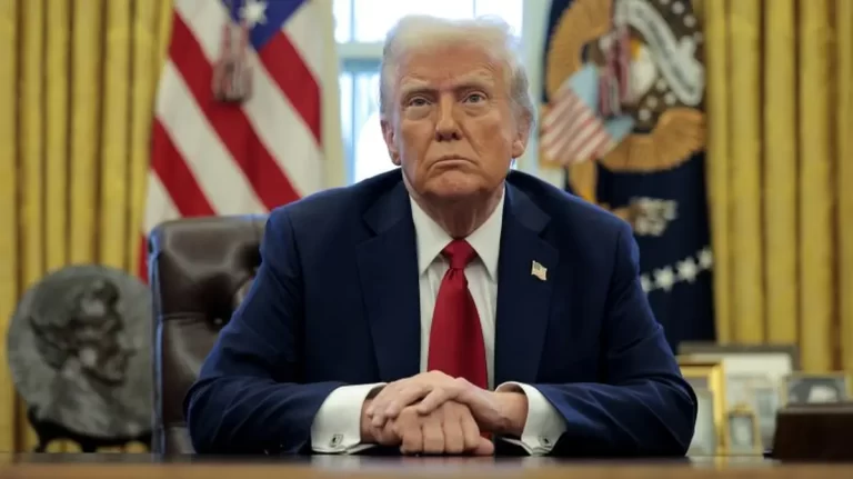 Trump a semnat legea: Dosarul Epstein va fi public!/Buhnici: „Pregătiți-vă, că vine furtuna. Vor cădea capete!”