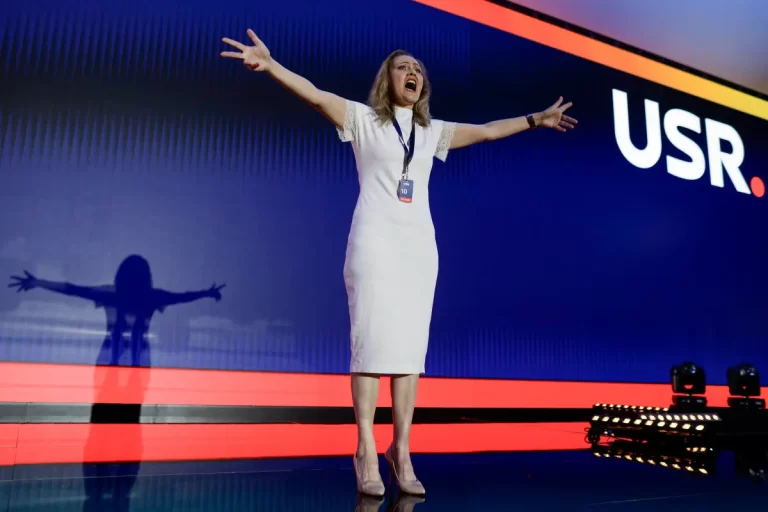 Numai Ovidiu Bufnilă ar putea-o face Președintă a României pe Elena Lasconi