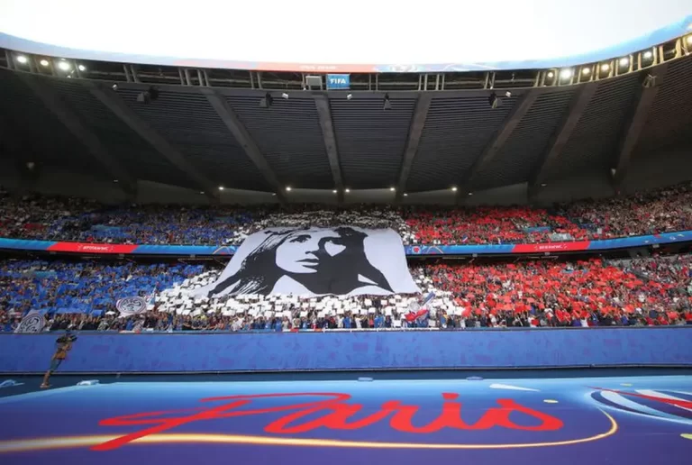 PSG își face stadion de 1 miliard de euro!