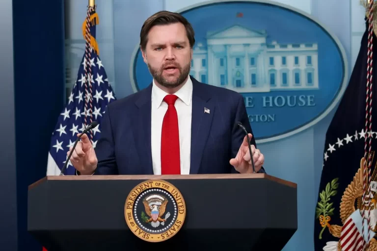 Ambasada SUA la București preia încă un citat din JD Vance. Mesajul postat cu 3 zile înainte de alegerile din România