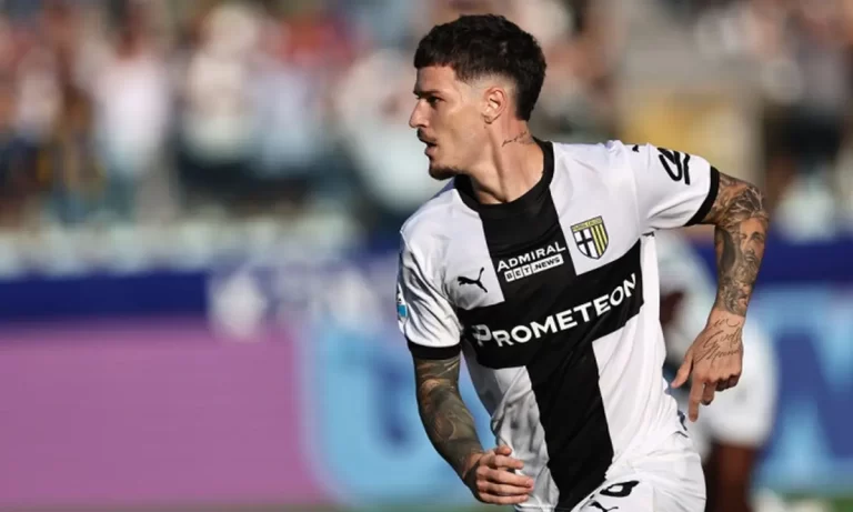 Man pregătește ruptura de Parma lui Chivu? Instagramul l-a dat de gol